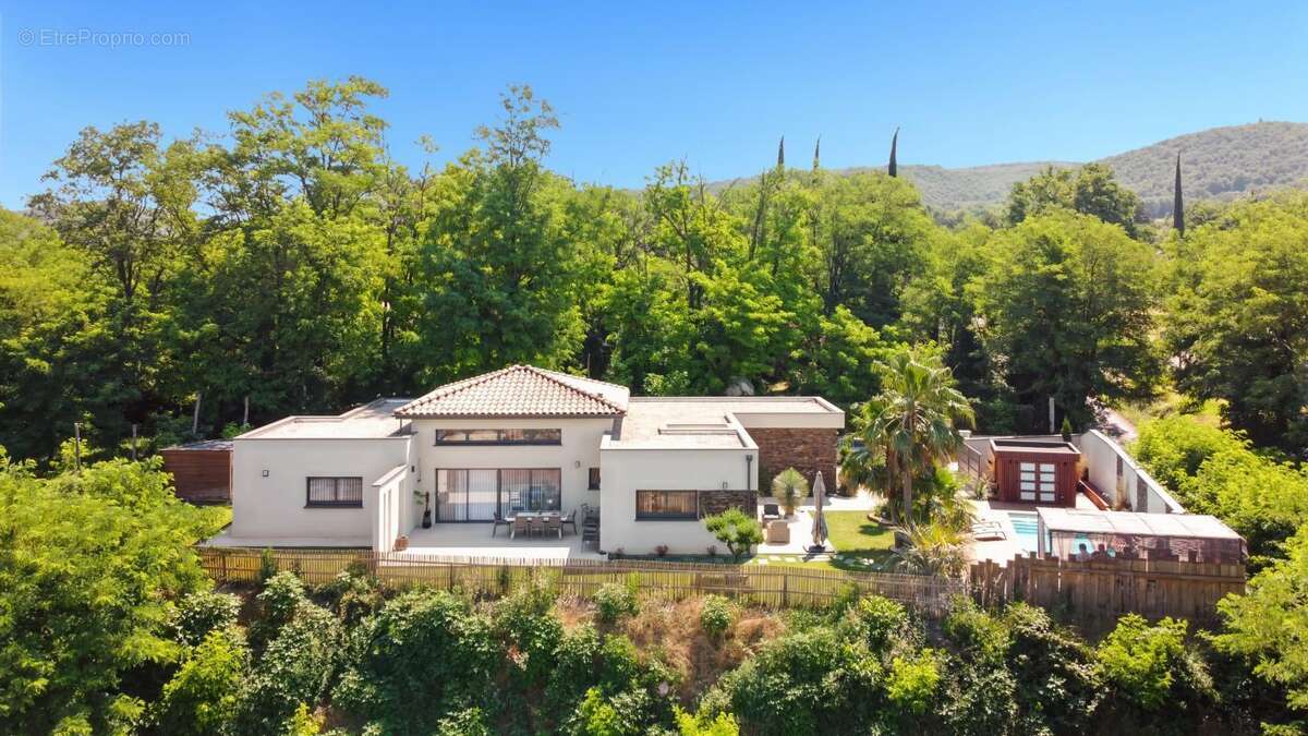 Villa contemporaine  a vendre sur les côteaux de loriol proche cliousclat - photo 17
