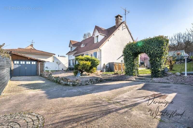 Maison à MANTES-LA-VILLE