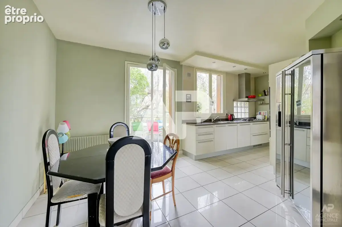 Maison Rueil Malmaison 6 pièce(s) 135 m2 - photo 5