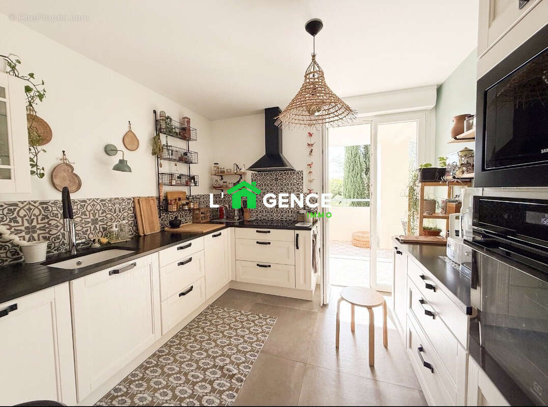 Appartement 82 m² à Aix-En-Provence  - photo 6