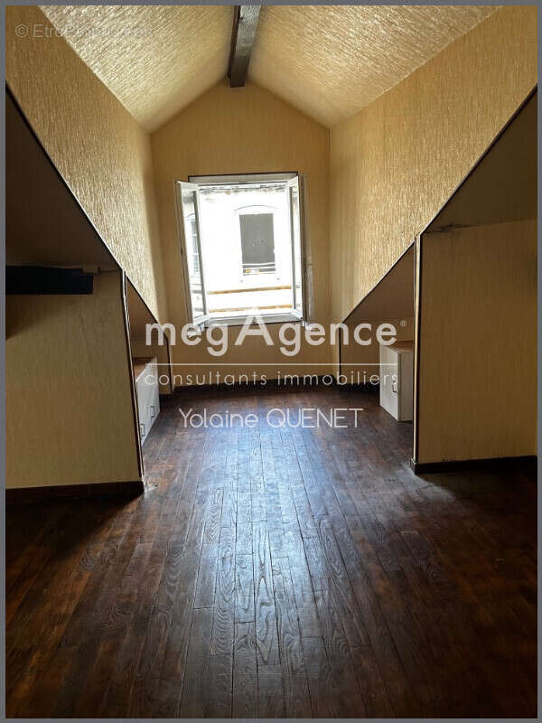 Maison en pierre de 158m2 dont local de 70 «m2 - photo 6