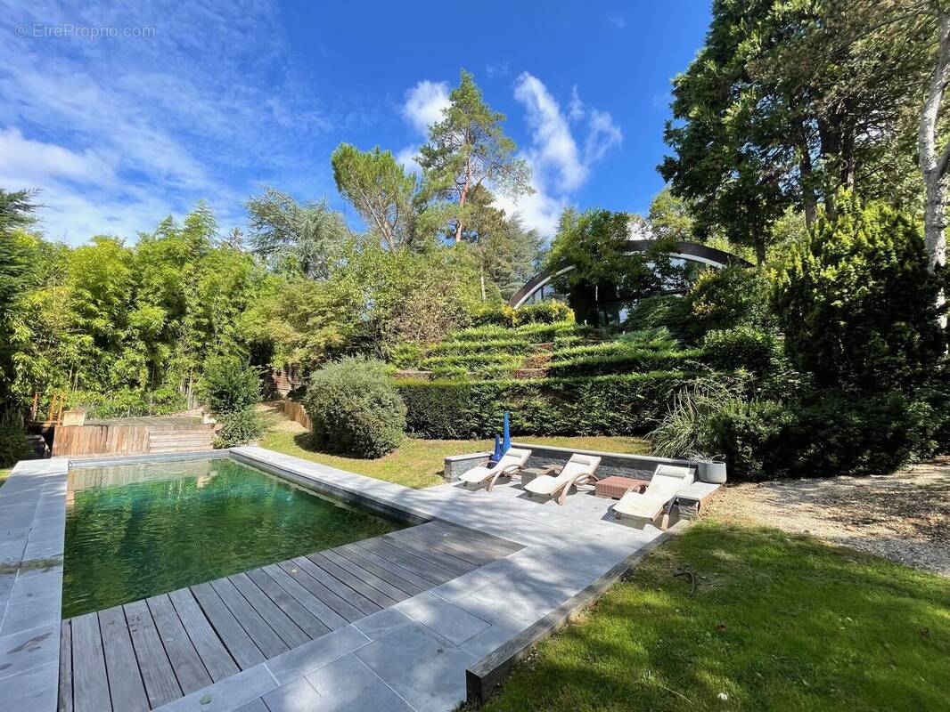 Photo 1 - Maison à CHARBONNIERES-LES-BAINS