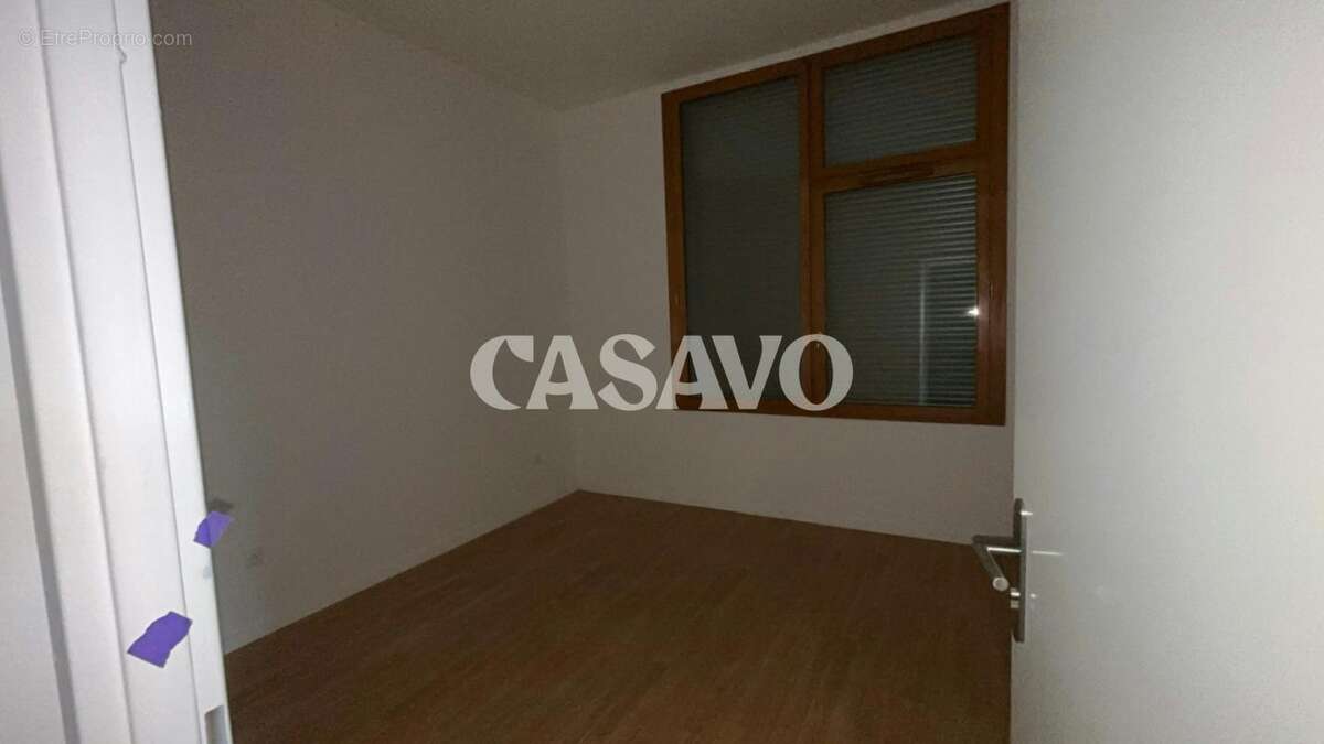 Vente Appartement 3 pièces de 63m² - 93450 L'Île-Saint-Denis - photo 8