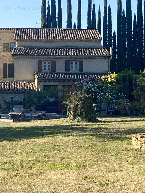 Maison à MIRMANDE