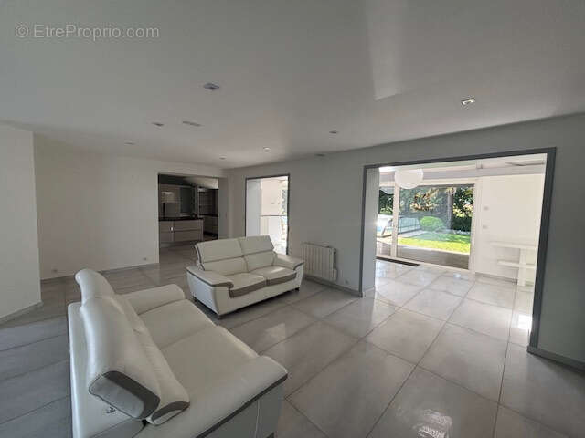 Maison à TALMONT-SAINT-HILAIRE