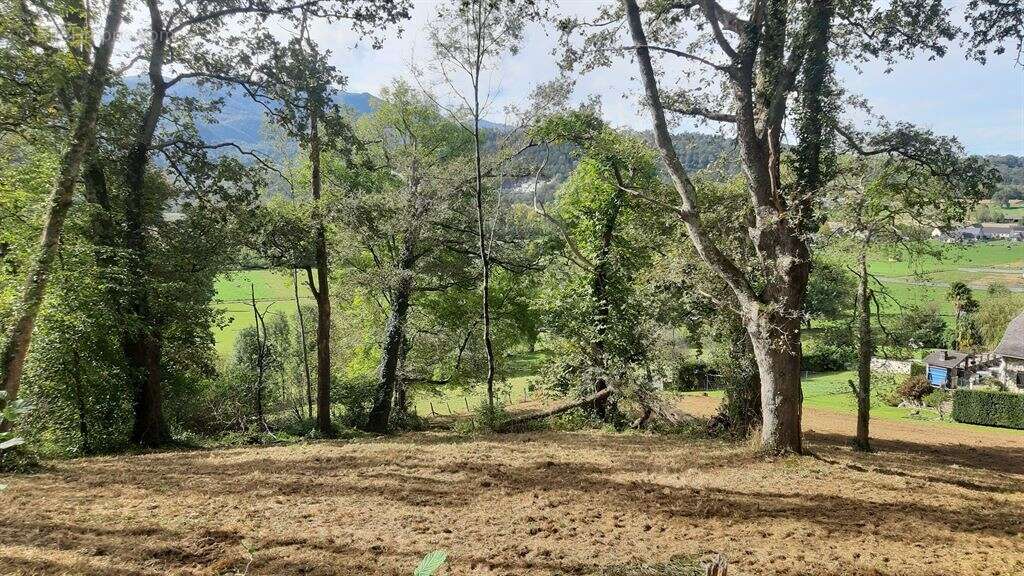 Terrain à SEVIGNACQ-MEYRACQ