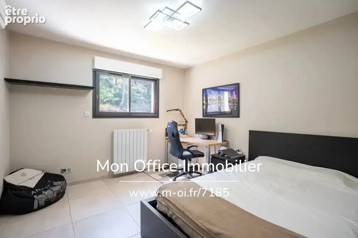 Référence : 7185-SLE - Maison contemporaine de 250 m2 au calme absolu - photo 10