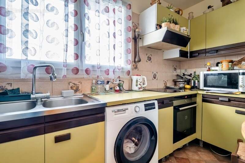 Appartement à PARIS-20E