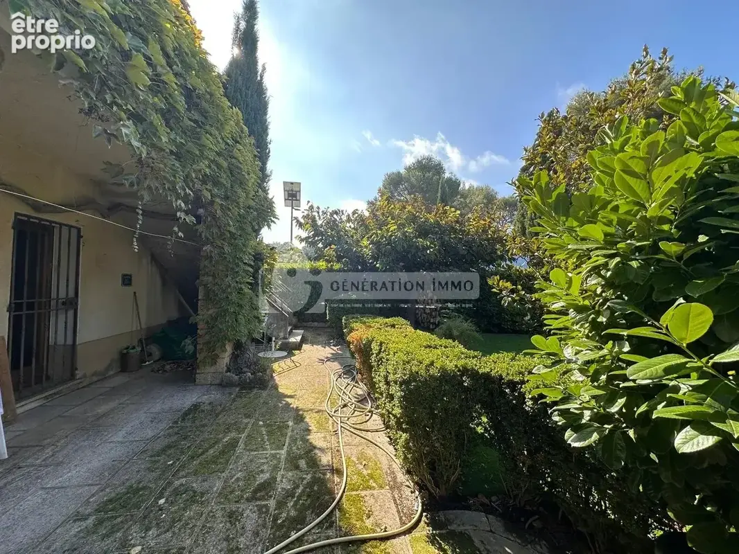 Fontvieille - grande maison avec jardin - photo 14