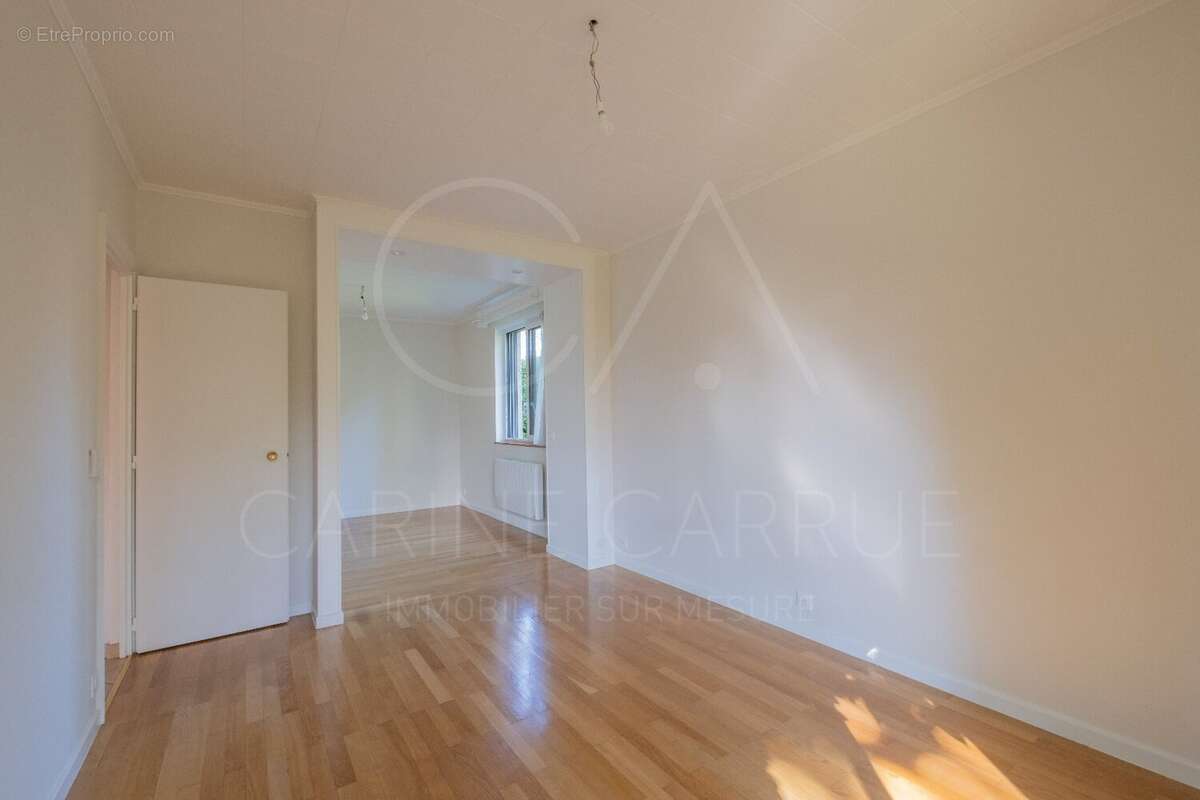 Appartement à TASSIN-LA-DEMI-LUNE
