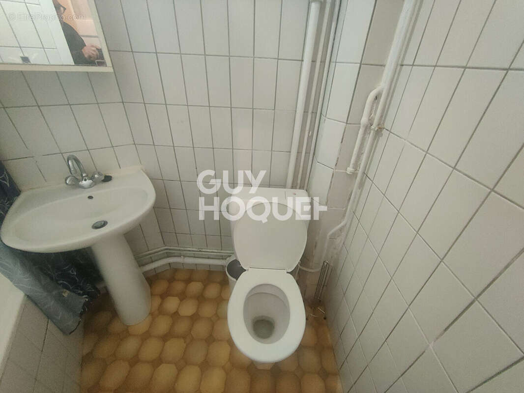 Appartement à COURBEVOIE