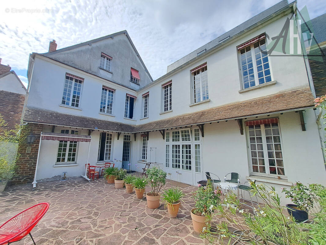 Maison à SENS