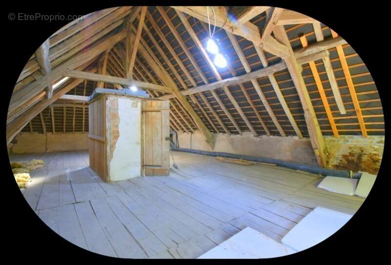 Maison à CHATEAUMEILLANT