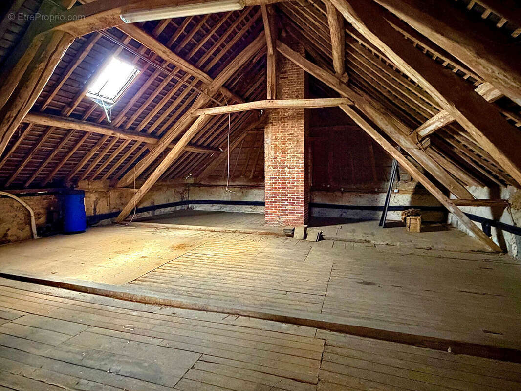 Maison à GROSSOEUVRE
