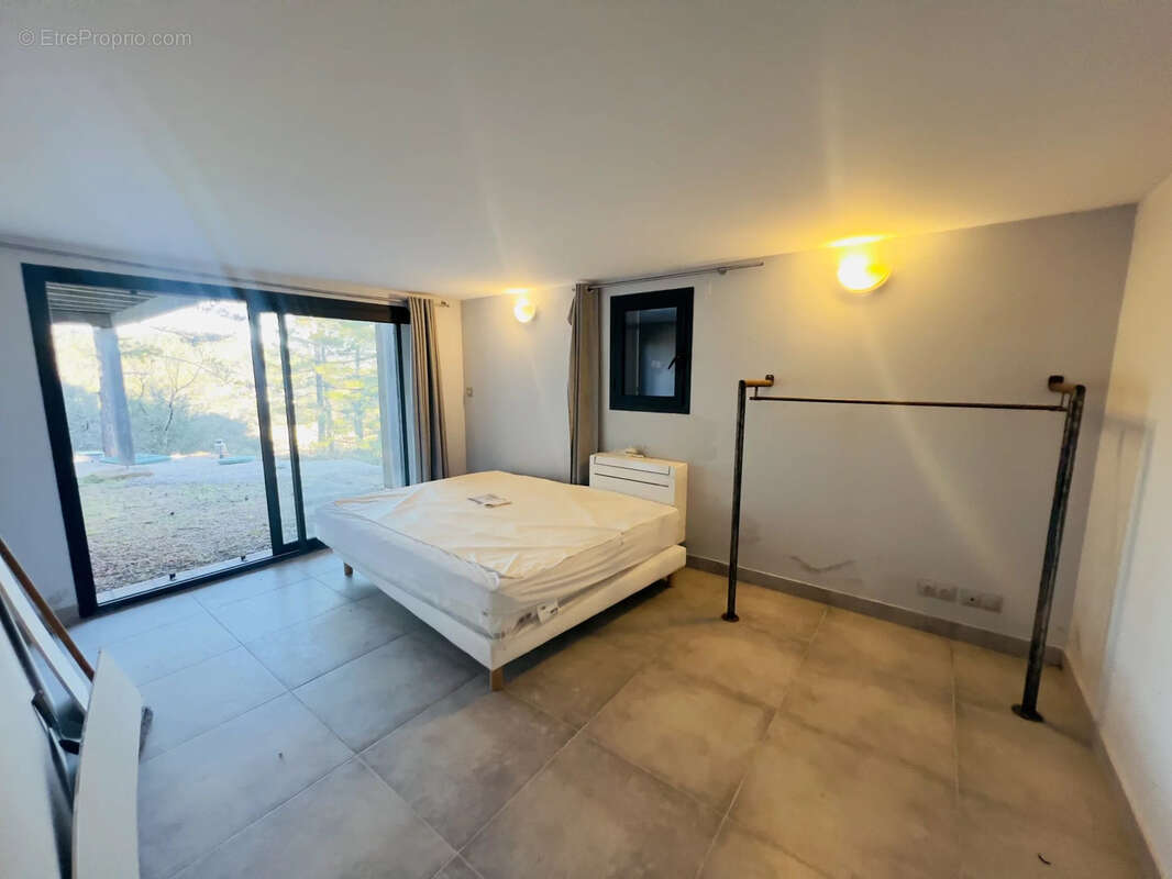 Propriété de charme à 6 suites parentales + logement indépendant à Vue panoramique - Terrain 10 000 m2 à Brign - photo 24