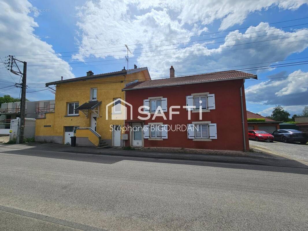 Photo 1 - Appartement à VOUJEAUCOURT