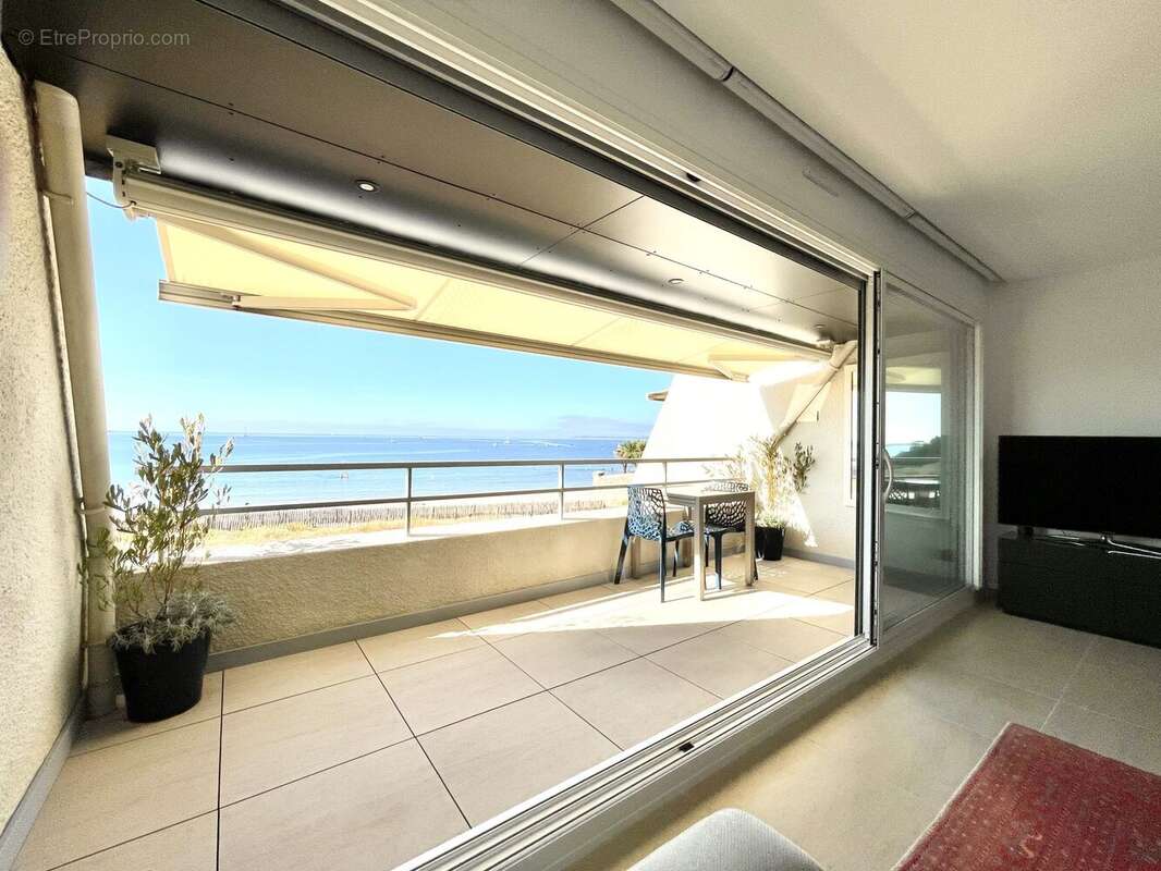 Appartement 32 m² à Larmor-Plage  - photo 5