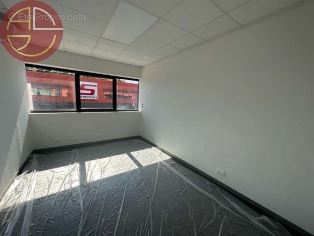 Commerce à BONREPOS-SUR-AUSSONNELLE