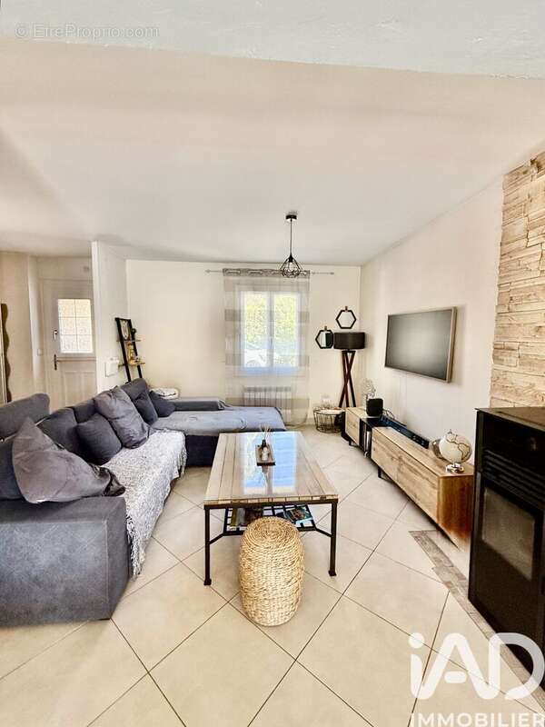 Photo 3 - Maison à LE CANNET-DES-MAURES