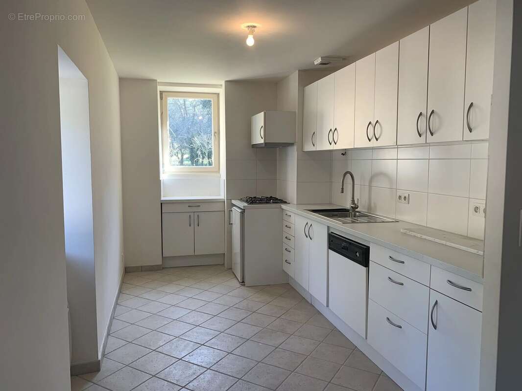 Maison à SAINT-ASTIER