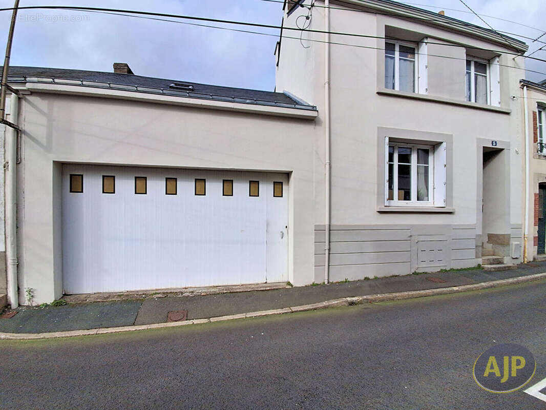 Maison à LA ROCHE-SUR-YON