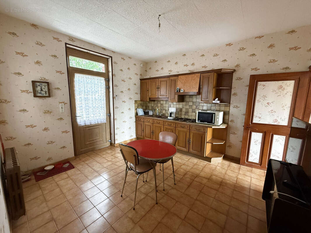 Photo 2 - Maison à GUEUGNON