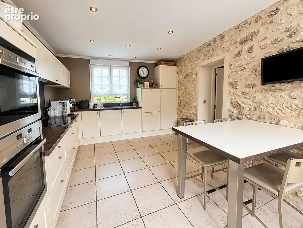 Maison 178 m² à Brenouille  - photo 4