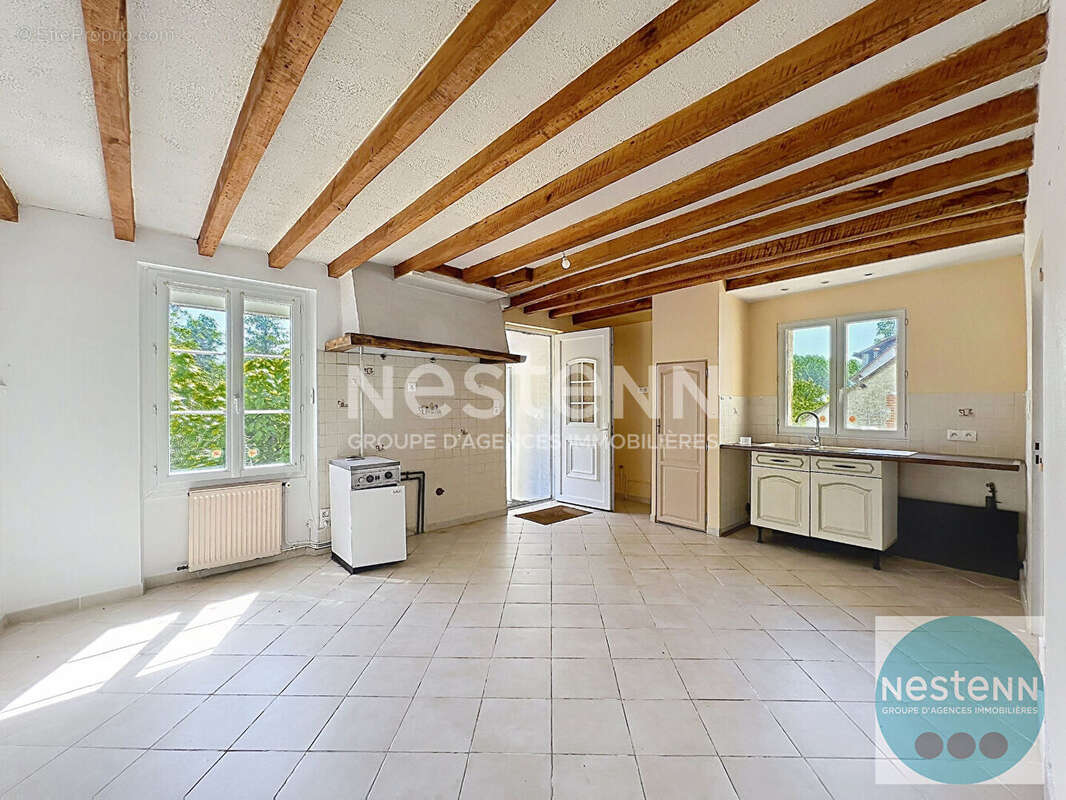 Maison 179 m² avec  garages à moins de 890 /m² : une opportunité rare à Mesland ! - photo 3