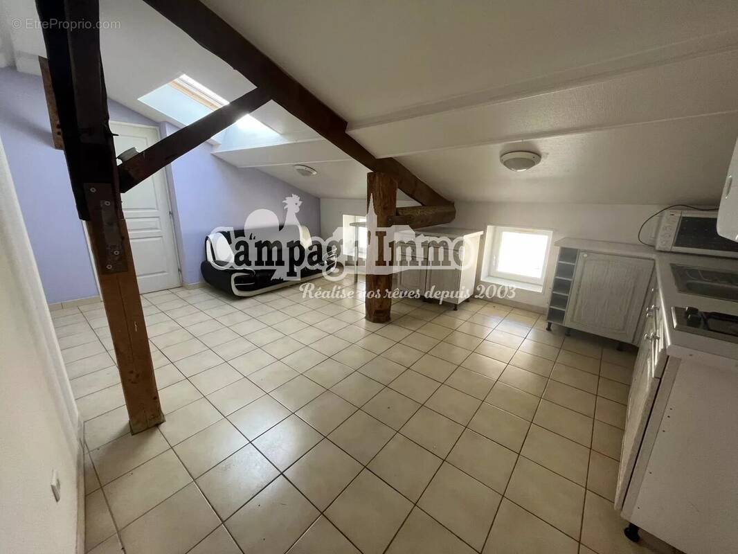 Appartement à PONTCHARRA-SUR-TURDINE