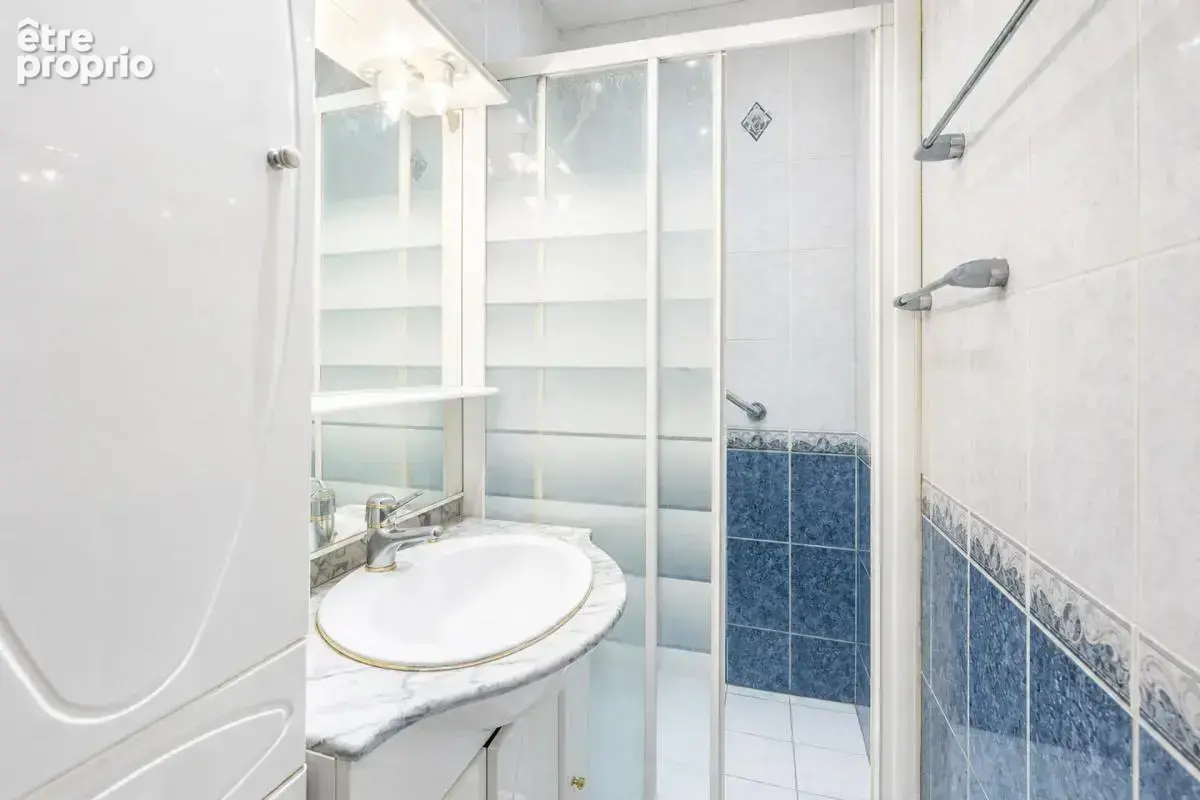 Maison de 5 pièces de 100 m² à Allamps - photo 11