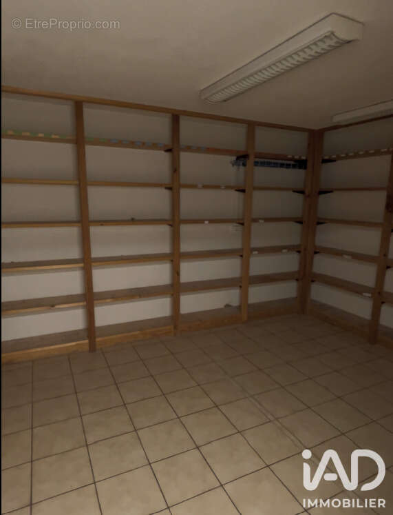 Commerce 142 m² à L'argentiere-La-Bessee  - photo 6