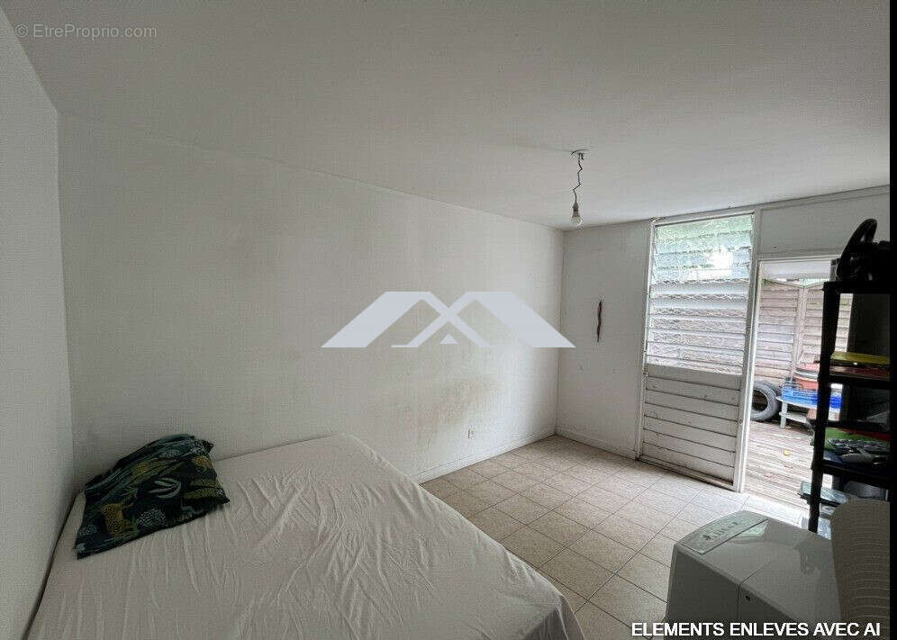 Chambre 1 - Maison à SAINT-LOUIS