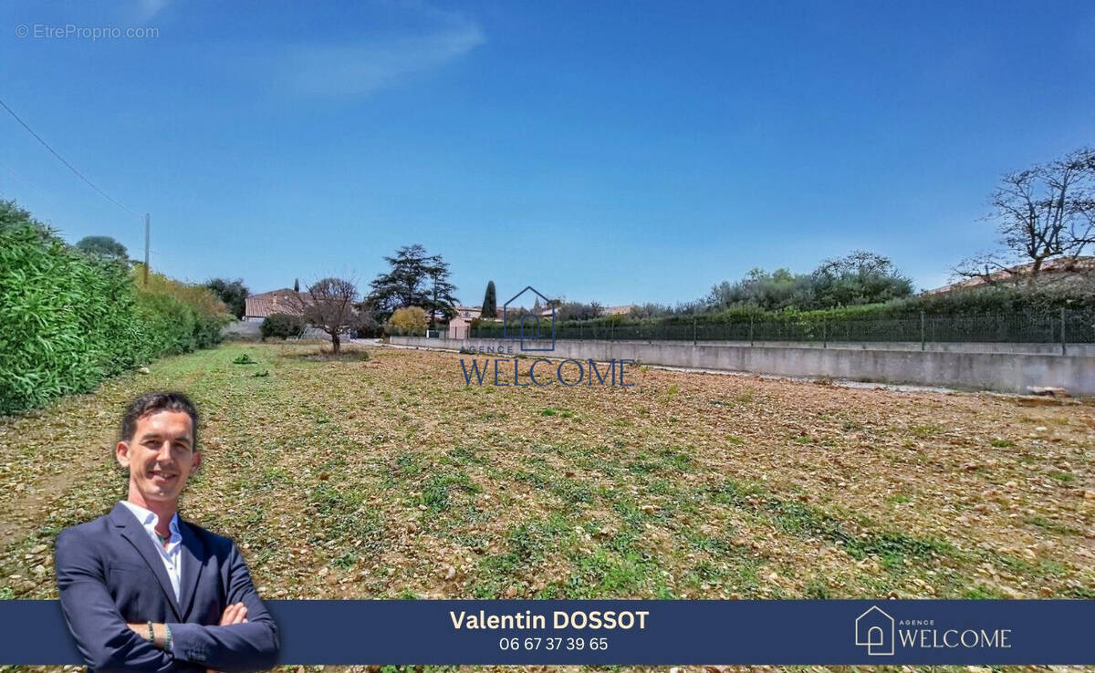 Terrain à SAINT-ANDRE-DE-SANGONIS