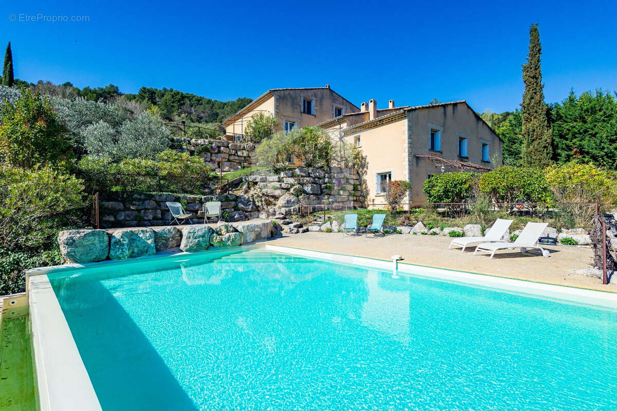 Maison à VAISON-LA-ROMAINE