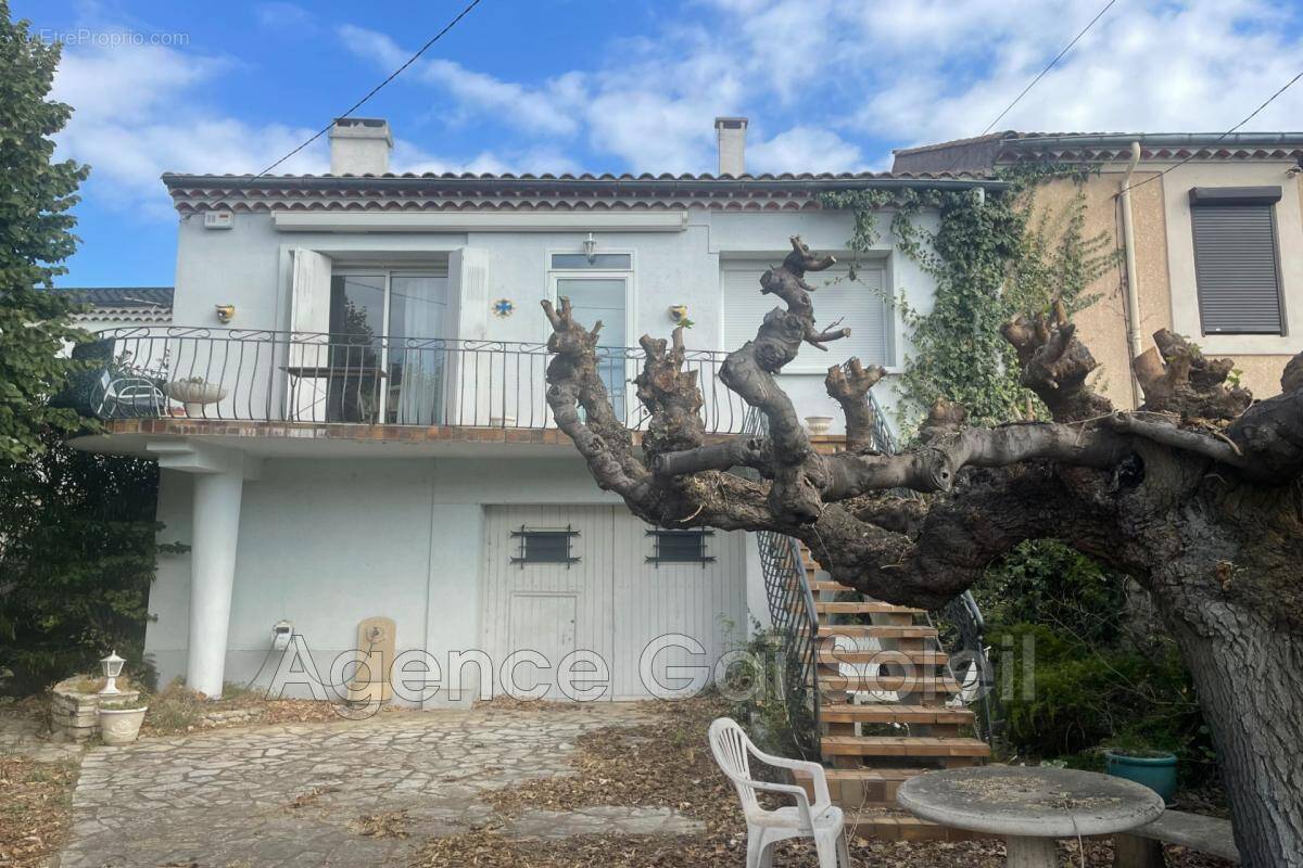 Maison à NISSAN-LEZ-ENSERUNE