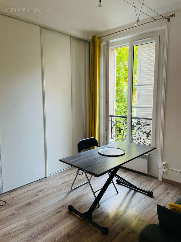 Appartement à PARIS-15E
