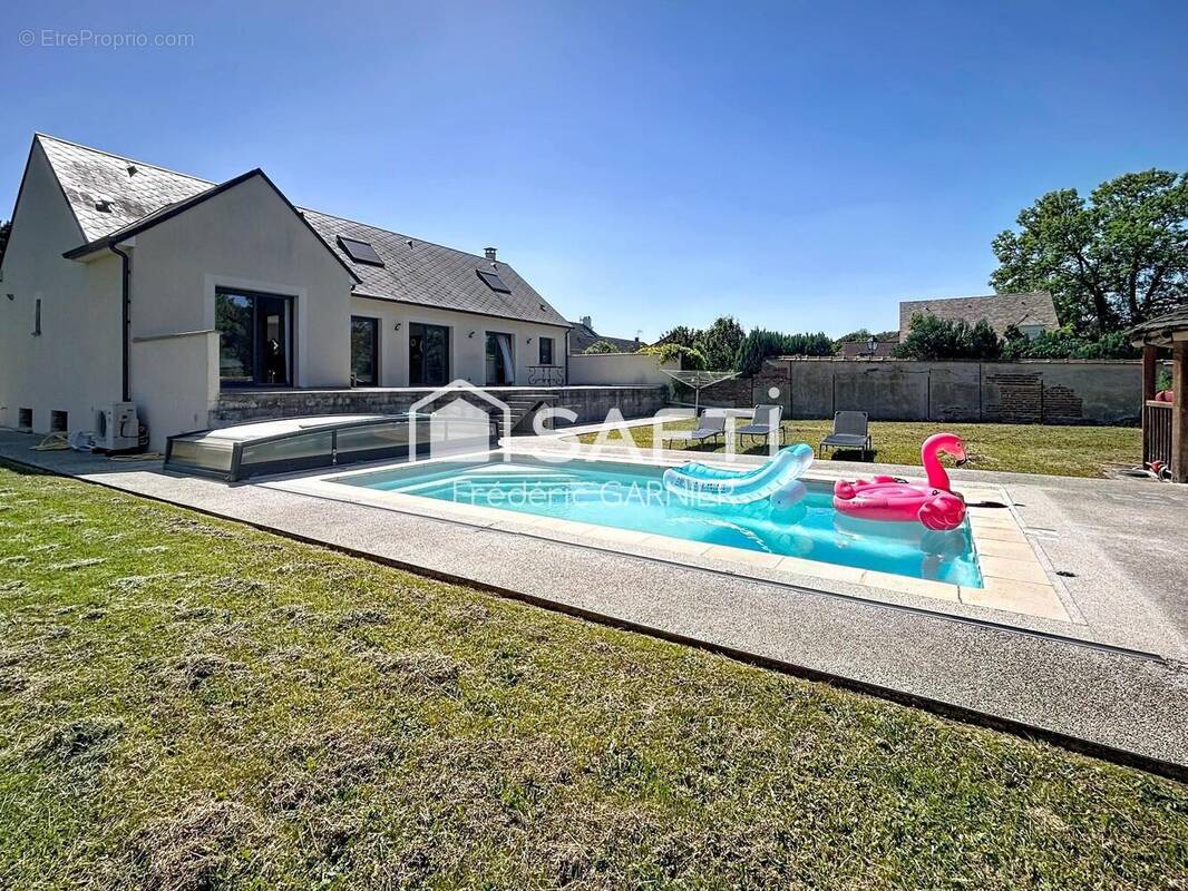 Photo 1 - Maison à FEROLLES-ATTILLY