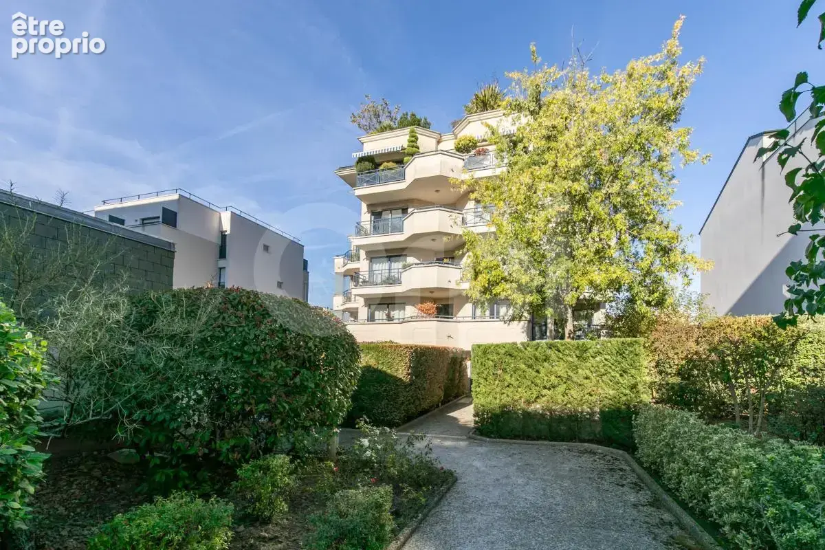 Appartement à LE PERREUX-SUR-MARNE