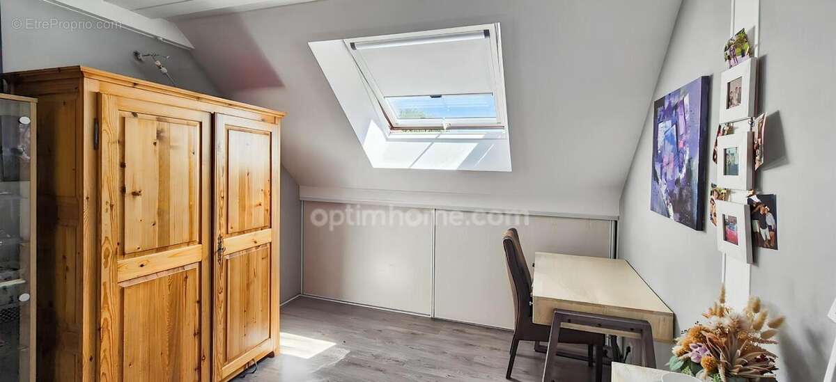 25230 seloncourt – appartement t3 – 2 chambres – terrasse - garage - dpe c - lumineux - photo 8