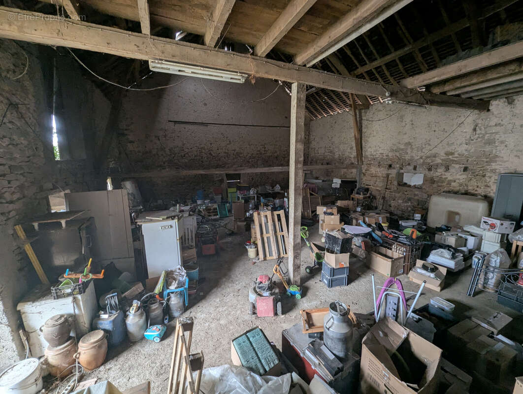 Maison de campagne avec grange à porteau sur 1ha5 ! - photo 14