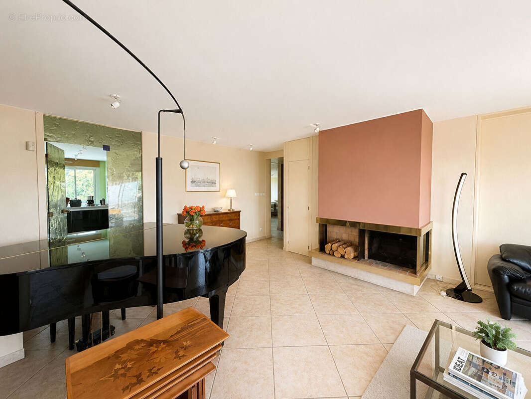 Appartement à LYON-5E