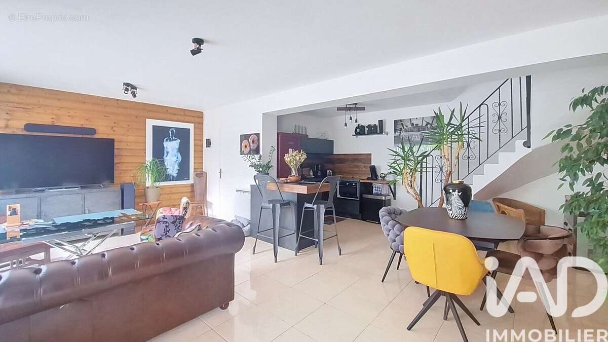 Photo 3 - Maison à CAUDEBEC-LES-ELBEUF
