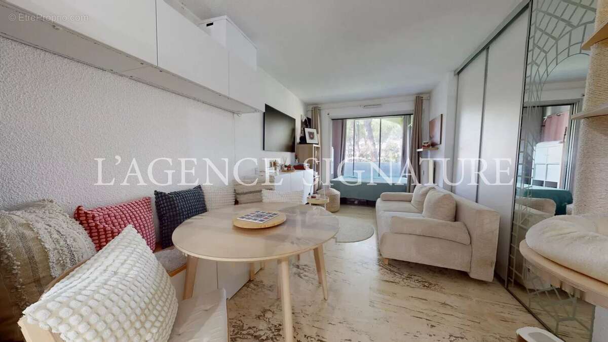 Mandelieu La Napoule Centre Ville "Maxine" 2P 41m2 Calme Vue Dégagée Garage - photo 3