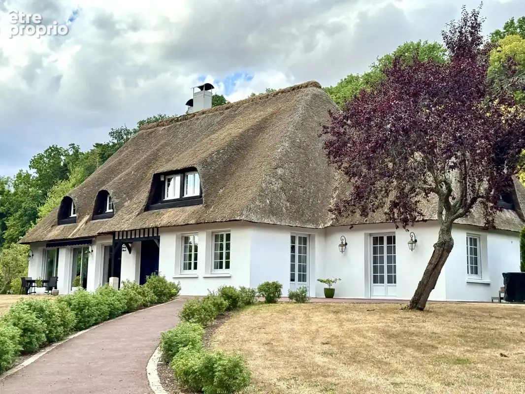 Maison 11 pièces 470 m² à vendre à Montfort-Sur-Risle (27290) - photo 4