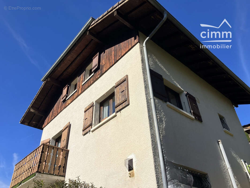 Maison à AYSE