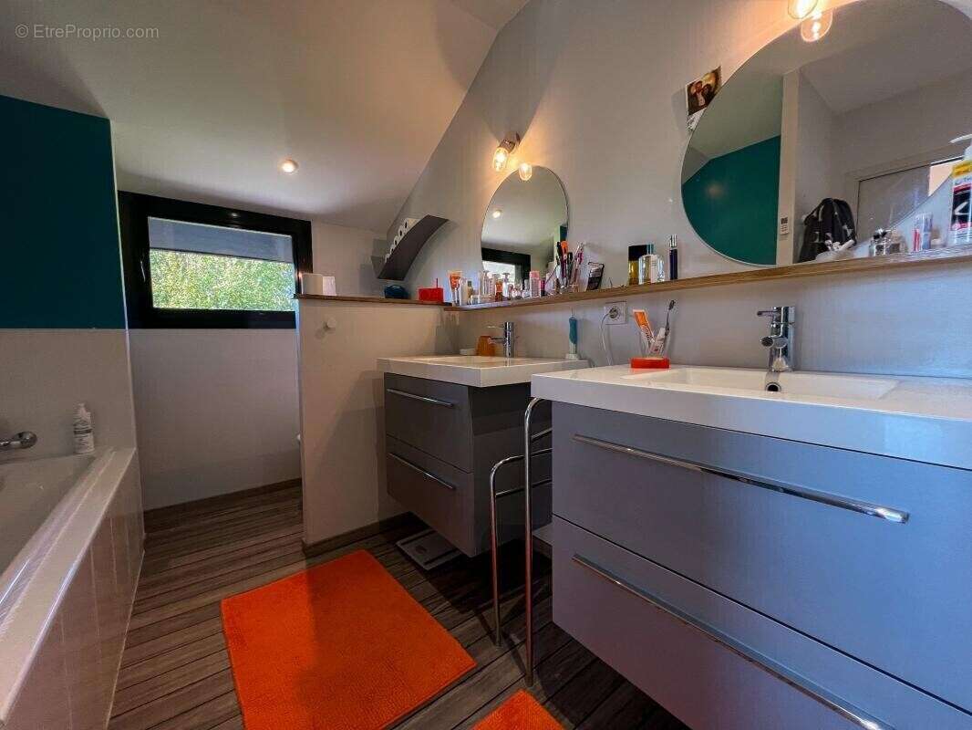 Maison à CHATELLERAULT