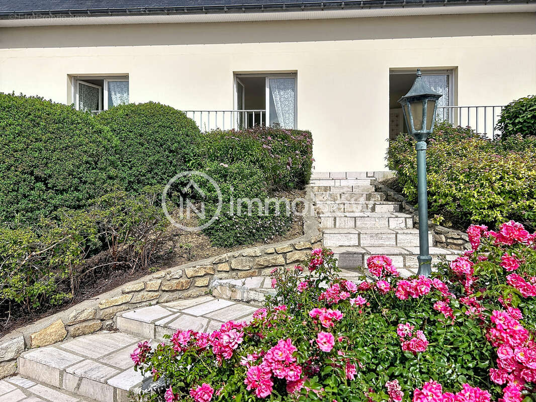 MAISON KAIRON PLAGE - 6 Pièces - 128m2 habitable - Sous-sol complet - - photo 2
