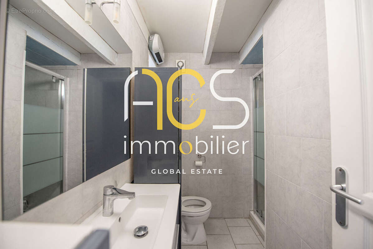 Appartement à CHATEAUNEUF-LES-MARTIGUES