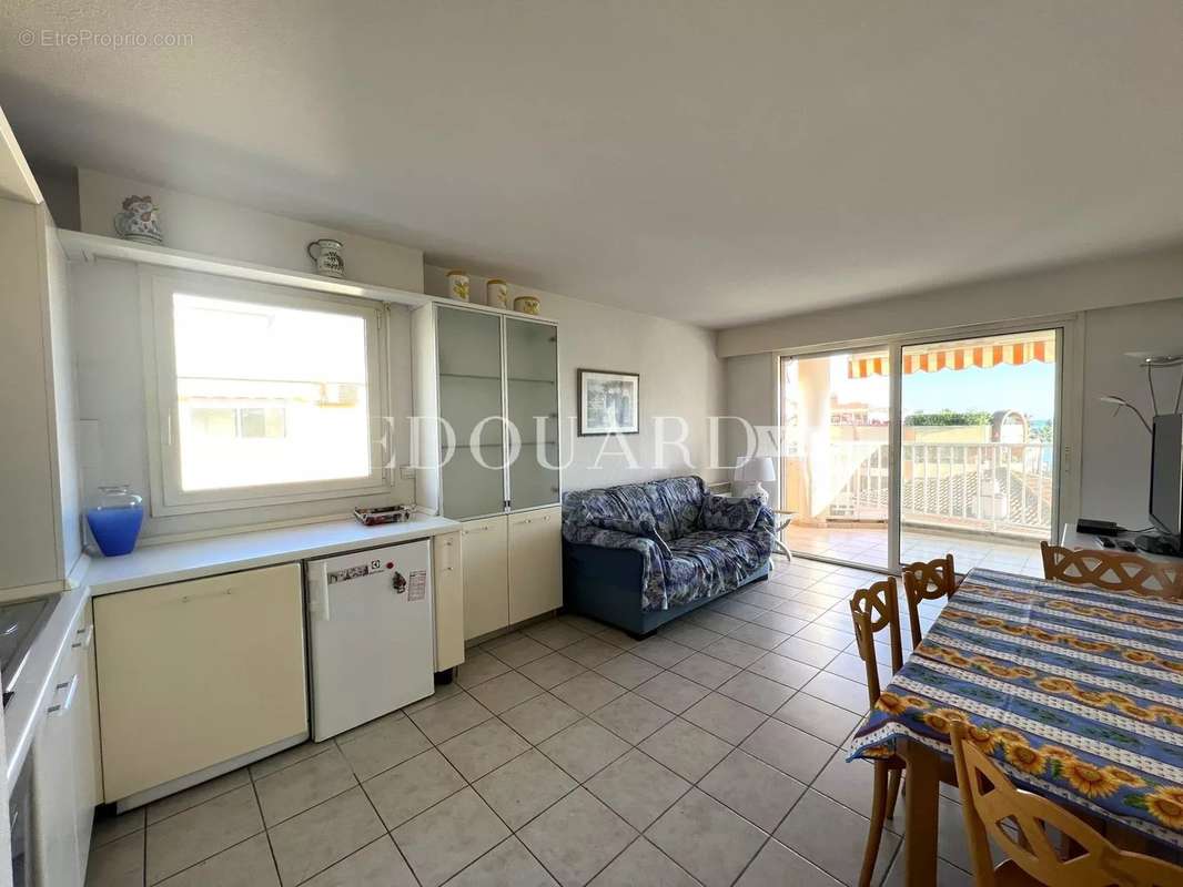 Appartement à ROQUEBRUNE-CAP-MARTIN