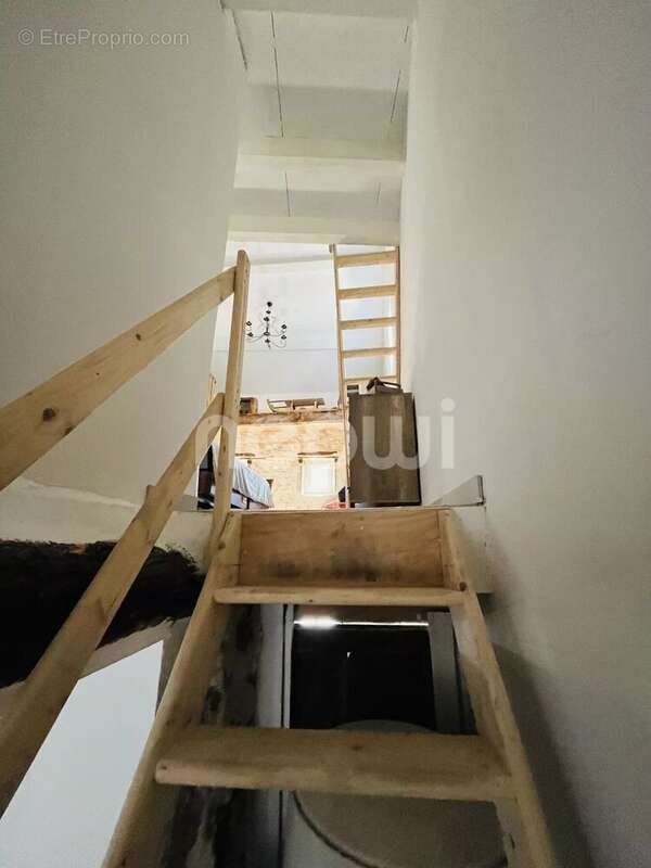 Maison à SAINT-GEORGES-DE-MONS